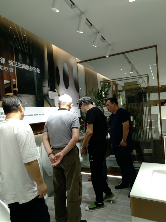 东鹏整装卫浴新展厅，迎来众多大咖来打call441.jpg